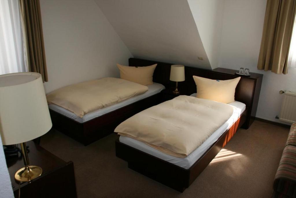 Hotel Diening Essen Værelse billede